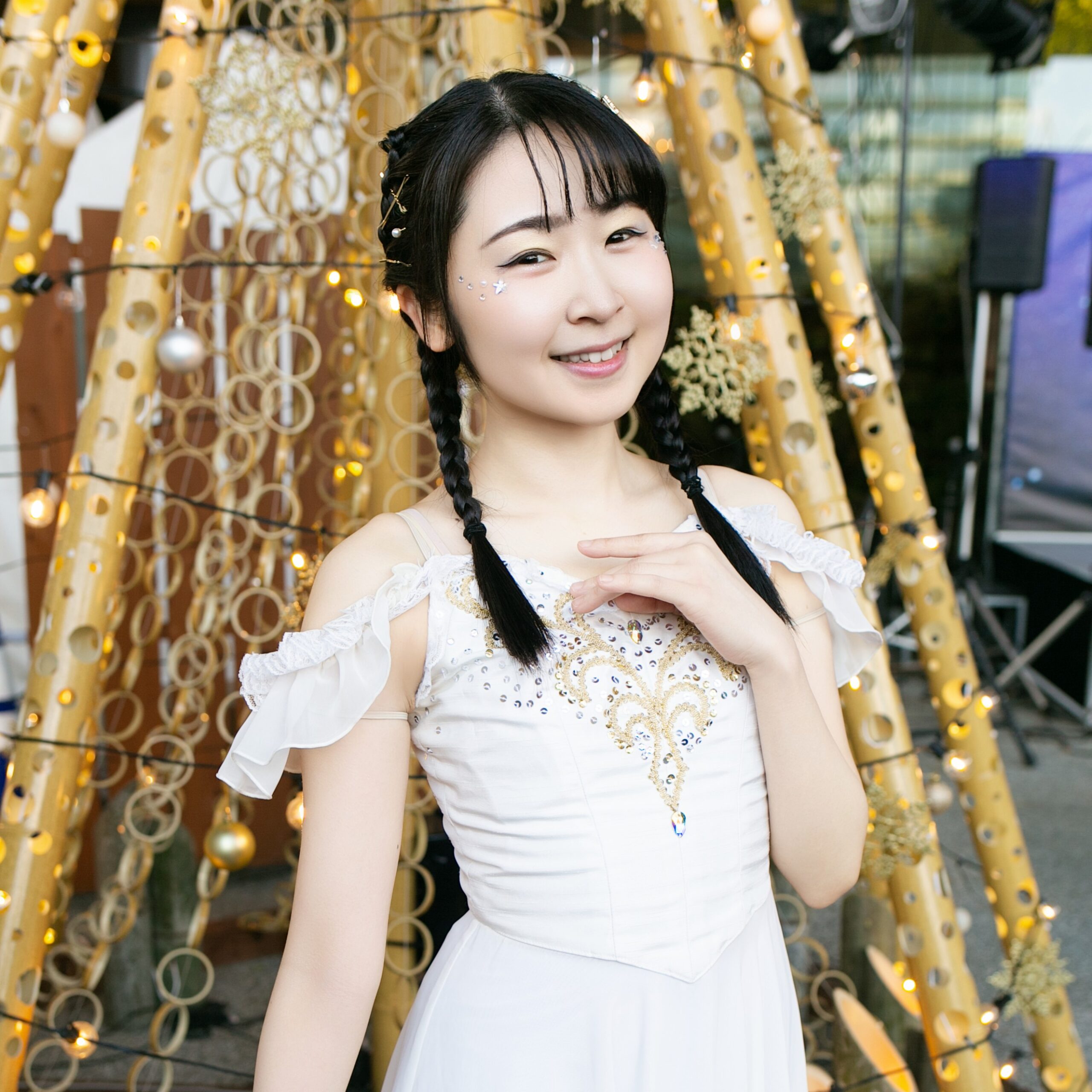 山口麻里奈